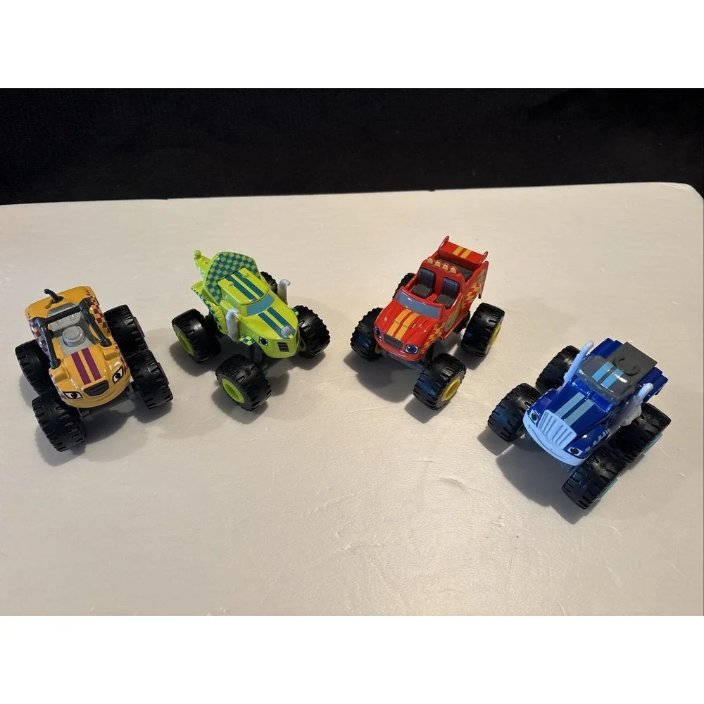 Blaze and the Monster Machines Racing Flag Blaze,Crusher, Zeg Die Cast-Lot of 4